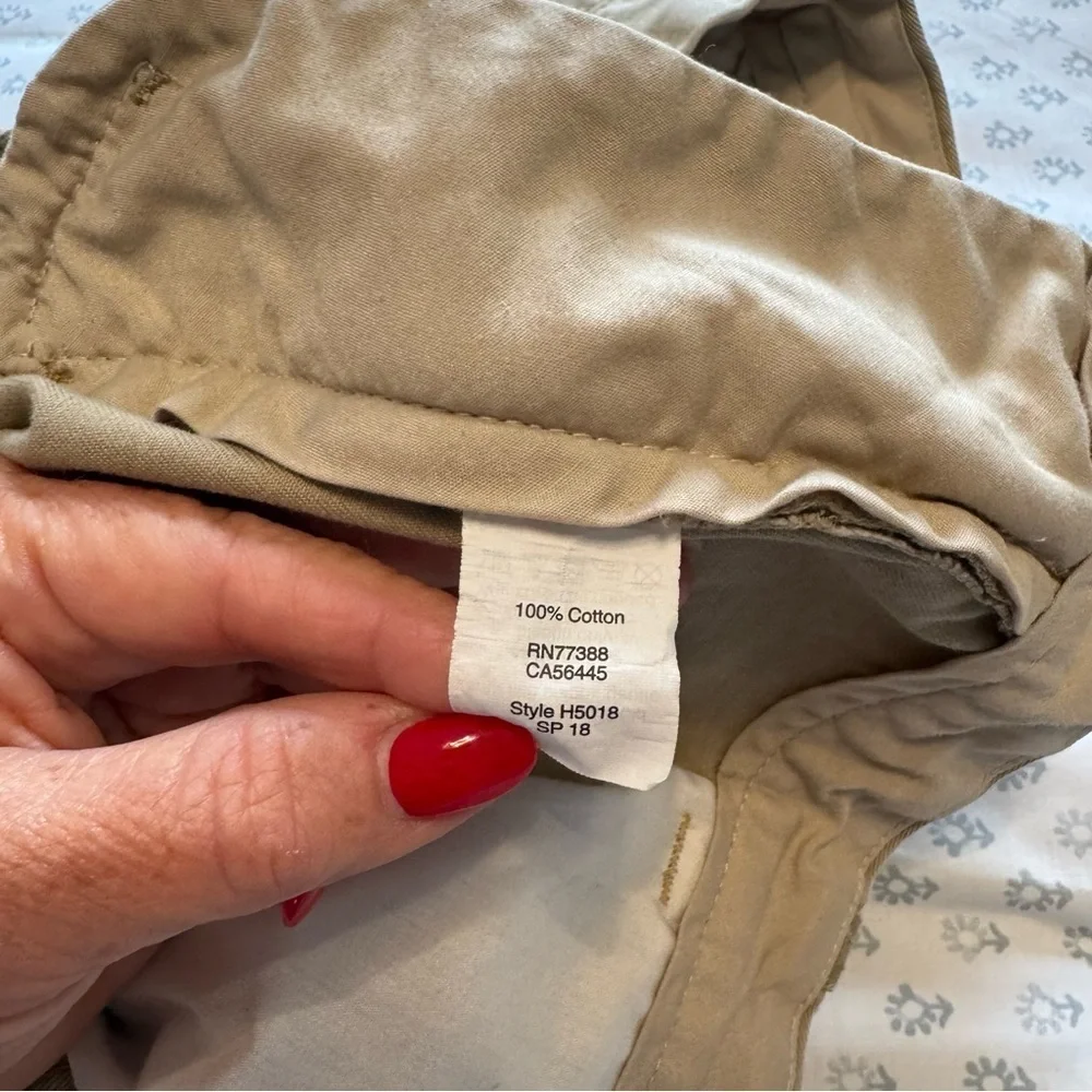 J. Crew Men’s Gramercy Tan Flat Front Size 35 Classic Style Shorts